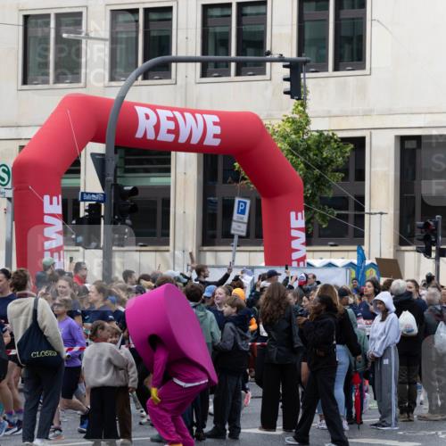 14.06.2026 - REWE Women's Run Michael Strokosch http://msf.ph/oto/9779663 14.06.2026 09:01:20 Laufen  meine-sportfotos.de