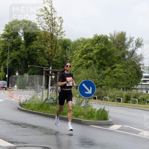 14.06.2026 - REWE Women's Run Michael Strokosch http://msf.ph/oto/9779687 14.06.2026 09:08:18 Laufen 11471, 51 meine-sportfotos.de