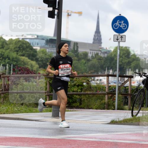 14.06.2026 - REWE Women's Run Michael Strokosch http://msf.ph/oto/9779733 14.06.2026 09:09:30 Laufen 10892 meine-sportfotos.de