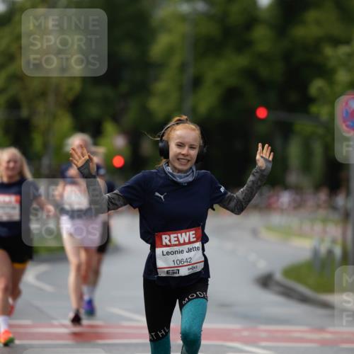 14.06.2026 - REWE Women's Run Michael Strokosch http://msf.ph/oto/9779813 14.06.2026 09:10:11 Laufen 10642 meine-sportfotos.de