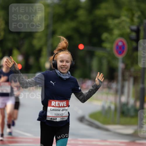 14.06.2026 - REWE Women's Run Michael Strokosch http://msf.ph/oto/9779815 14.06.2026 09:10:11 Laufen 10642 meine-sportfotos.de