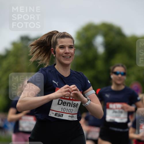 14.06.2026 - REWE Women's Run Michael Strokosch http://msf.ph/oto/9779850 14.06.2026 09:10:29 Laufen 10102 meine-sportfotos.de
