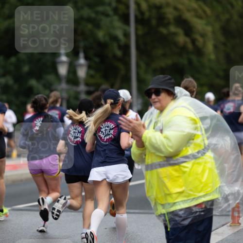 14.06.2026 - REWE Women's Run Michael Strokosch http://msf.ph/oto/9779864 14.06.2026 09:11:00 Laufen  meine-sportfotos.de