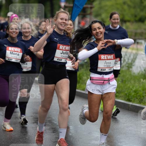 14.06.2026 - REWE Women's Run Michael Strokosch http://msf.ph/oto/9779881 14.06.2026 09:11:21 Laufen 11315, 657, 0364, 10434, 57, 1501, 11502, 1066, 7 meine-sportfotos.de