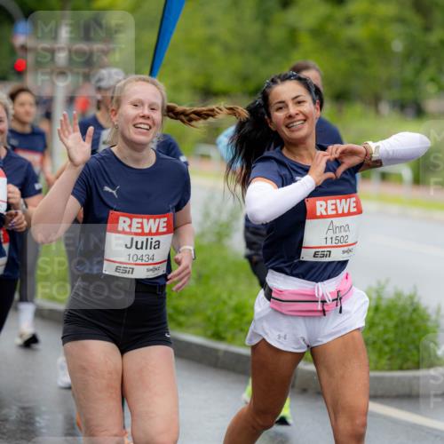 14.06.2026 - REWE Women's Run Michael Strokosch http://msf.ph/oto/9779885 14.06.2026 09:11:22 Laufen 11315, 57, 10434, 7, 11502 meine-sportfotos.de