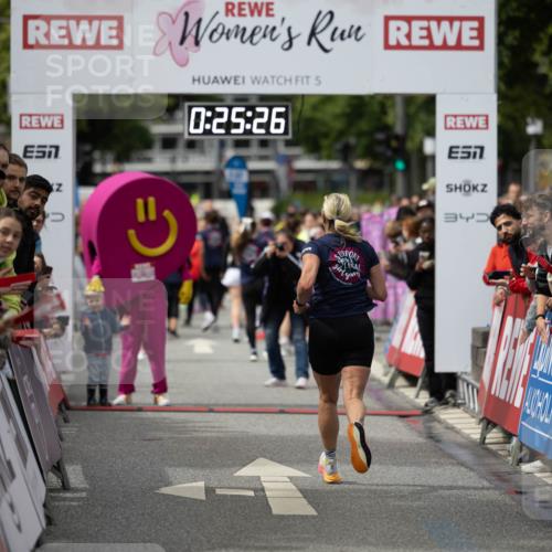 14.06.2026 - REWE Women's Run Michael Strokosch http://msf.ph/oto/9781020 14.06.2026 10:55:59 Laufen 7, 5, 0, 25, 26, 340 meine-sportfotos.de