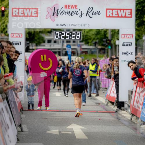 14.06.2026 - REWE Women's Run Michael Strokosch http://msf.ph/oto/9781031 14.06.2026 10:56:00 Laufen 5, 0, 25, 28, 3 meine-sportfotos.de