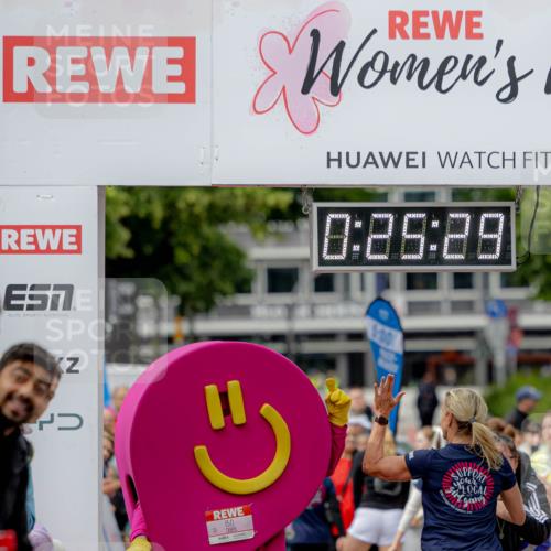 14.06.2026 - REWE Women's Run Michael Strokosch http://msf.ph/oto/9781041 14.06.2026 10:56:01 Laufen 0, 25, 29, 1, 00, 385 meine-sportfotos.de