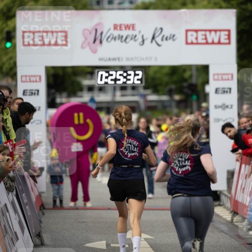14.06.2026 - REWE Women's Run Michael Strokosch http://msf.ph/oto/9781044 14.06.2026 10:56:04 Laufen 7, 0, 25, 32, 7, 3 meine-sportfotos.de