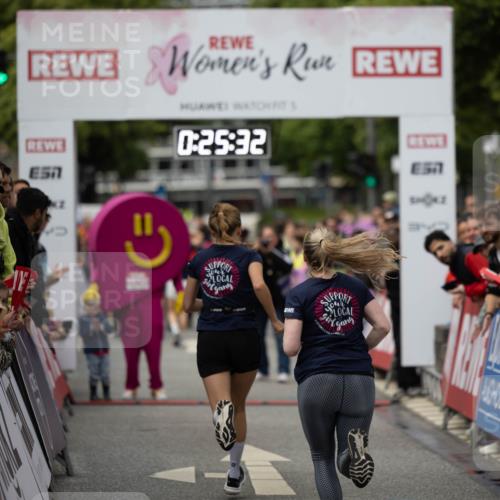14.06.2026 - REWE Women's Run Michael Strokosch http://msf.ph/oto/9781046 14.06.2026 10:56:05 Laufen 0, 25, 32, 57 meine-sportfotos.de