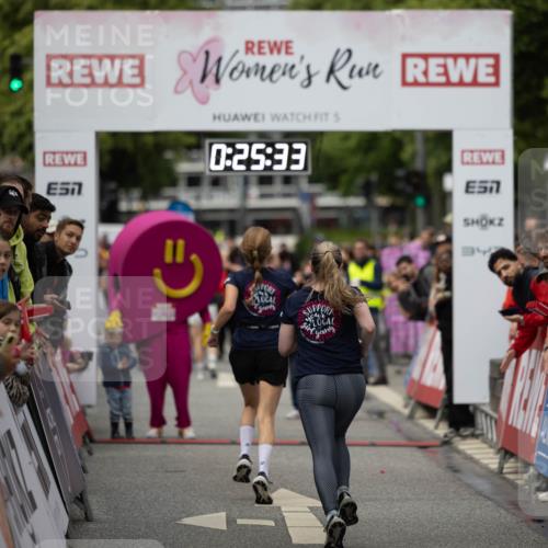 14.06.2026 - REWE Women's Run Michael Strokosch http://msf.ph/oto/9781052 14.06.2026 10:56:05 Laufen 7, 0, 25, 33, 7 meine-sportfotos.de