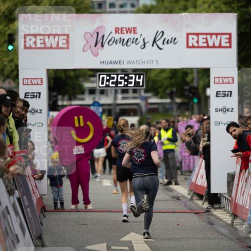 14.06.2026 - REWE Women's Run Michael Strokosch http://msf.ph/oto/9781059 14.06.2026 10:56:06 Laufen 5, 0, 25, 34 meine-sportfotos.de