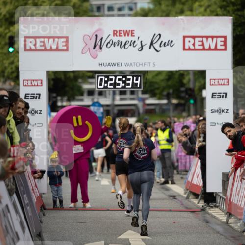 14.06.2026 - REWE Women's Run Michael Strokosch http://msf.ph/oto/9781061 14.06.2026 10:56:07 Laufen 5, 0, 25, 34, 342 meine-sportfotos.de