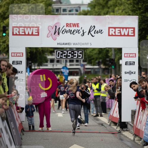 14.06.2026 - REWE Women's Run Michael Strokosch http://msf.ph/oto/9781072 14.06.2026 10:56:08 Laufen 5, 0, 25, 35, 8, 00, 7 meine-sportfotos.de