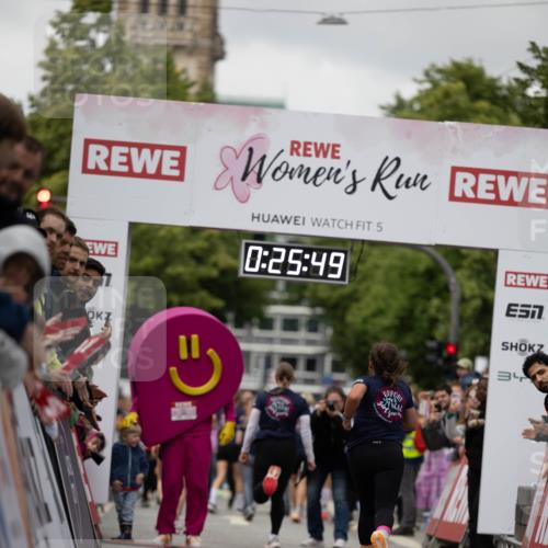 14.06.2026 - REWE Women's Run Michael Strokosch http://msf.ph/oto/9781085 14.06.2026 10:56:21 Laufen 5, 0, 25, 49, 1, 34 meine-sportfotos.de