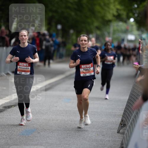 14.06.2026 - REWE Women's Run Michael Strokosch http://msf.ph/oto/9781119 14.06.2026 10:56:55 Laufen 5218, 7, 5552, 657 meine-sportfotos.de
