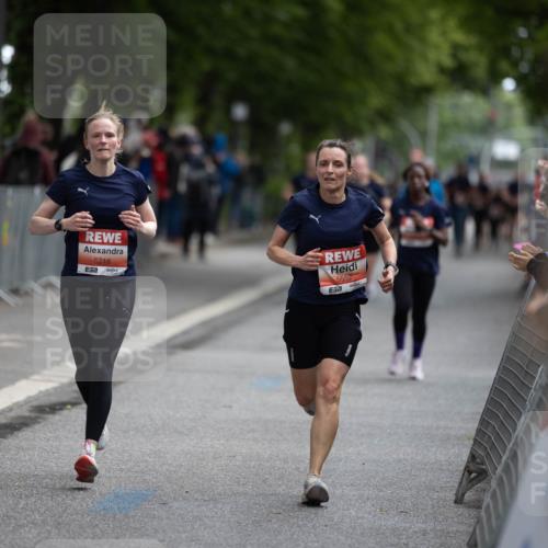 14.06.2026 - REWE Women's Run Michael Strokosch http://msf.ph/oto/9781121 14.06.2026 10:56:56 Laufen 5218, 7, 5552, 7 meine-sportfotos.de