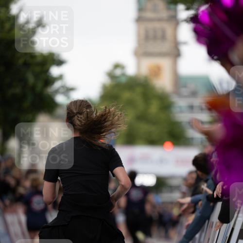 14.06.2026 - REWE Women's Run Michael Strokosch http://msf.ph/oto/9781180 14.06.2026 10:57:36 Laufen  meine-sportfotos.de