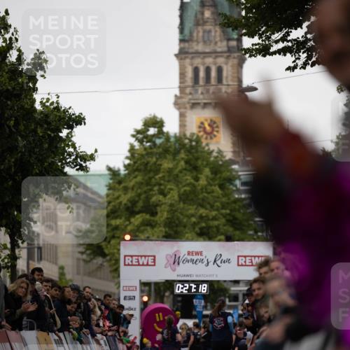 14.06.2026 - REWE Women's Run Michael Strokosch http://msf.ph/oto/9781194 14.06.2026 10:57:50 Laufen 7, 5, 0, 27, 18, 11 meine-sportfotos.de