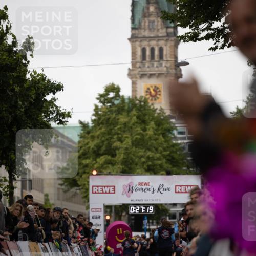 14.06.2026 - REWE Women's Run Michael Strokosch http://msf.ph/oto/9781197 14.06.2026 10:57:51 Laufen 5, 0, 27, 19, 7 meine-sportfotos.de