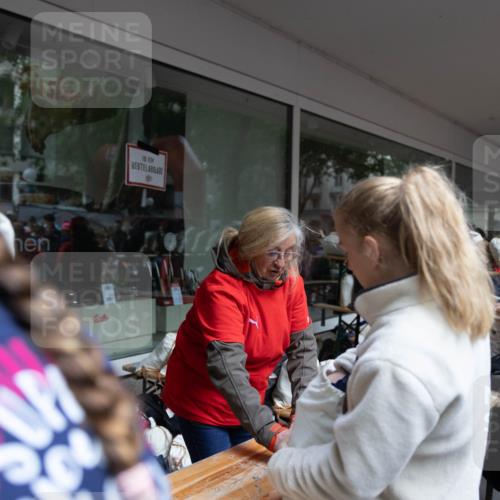 14.06.2026 - REWE Women's Run Michael Strokosch http://msf.ph/oto/9781218 14.06.2026 08:25:20 Laufen 10 meine-sportfotos.de