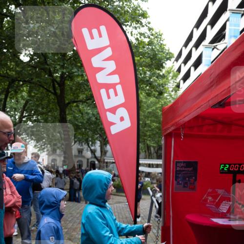 14.06.2026 - REWE Women's Run Michael Strokosch http://msf.ph/oto/9781263 14.06.2026 08:29:04 Laufen 200, 0 meine-sportfotos.de