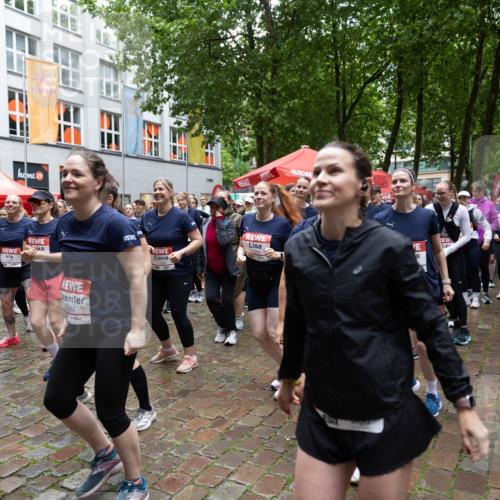 14.06.2026 - REWE Women's Run Michael Strokosch http://msf.ph/oto/9781302 14.06.2026 08:33:07 Laufen 24, 10789, 884, 11375, 11359, 10567, 7 meine-sportfotos.de