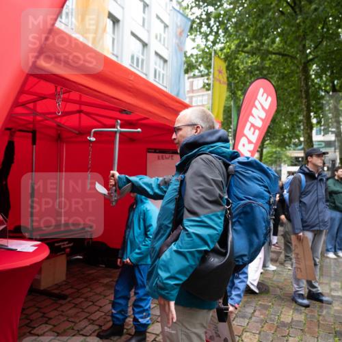 14.06.2026 - REWE Women's Run Michael Strokosch http://msf.ph/oto/9781343 14.06.2026 08:33:37 Laufen  meine-sportfotos.de