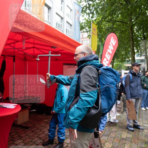 14.06.2026 - REWE Women's Run Michael Strokosch http://msf.ph/oto/9781346 14.06.2026 08:33:37 Laufen  meine-sportfotos.de