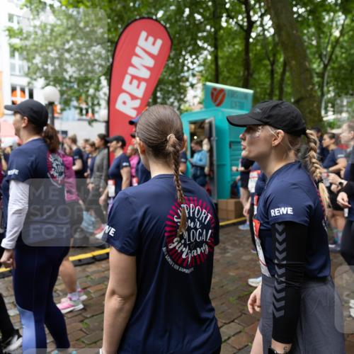 14.06.2026 - REWE Women's Run Michael Strokosch http://msf.ph/oto/9781398 14.06.2026 08:35:40 Laufen 002 meine-sportfotos.de