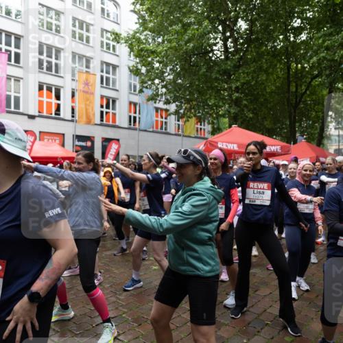14.06.2026 - REWE Women's Run Michael Strokosch http://msf.ph/oto/9781502 14.06.2026 08:39:19 Laufen 10516, 11373, 57, 11332, 10199 meine-sportfotos.de
