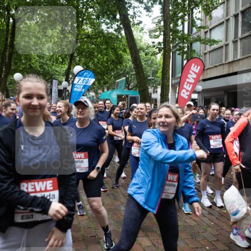 14.06.2026 - REWE Women's Run Michael Strokosch http://msf.ph/oto/9781538 14.06.2026 08:39:24 Laufen 11332, 657, 7, 7, 00, 036, 257, 100, 577 meine-sportfotos.de