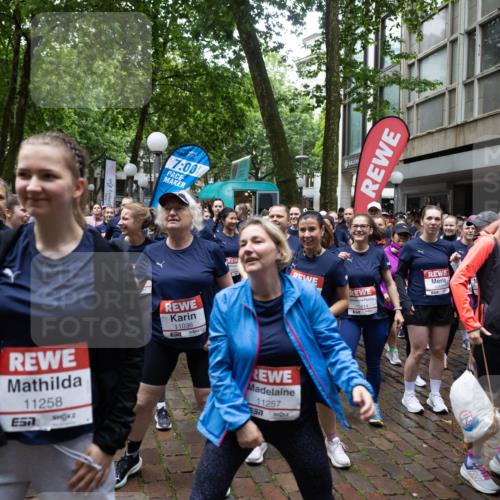 14.06.2026 - REWE Women's Run Michael Strokosch http://msf.ph/oto/9781540 14.06.2026 08:39:24 Laufen 7, 00, 11258, 7, 11036, 11257, 7, 577 meine-sportfotos.de