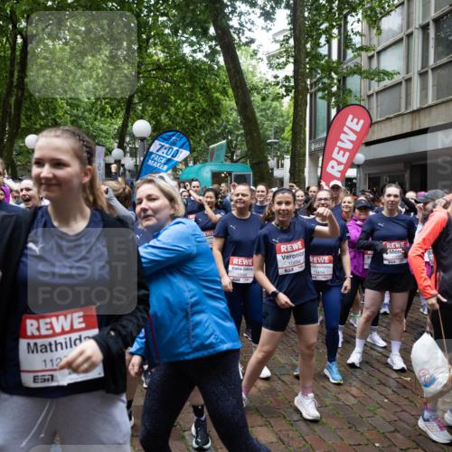 14.06.2026 - REWE Women's Run Michael Strokosch http://msf.ph/oto/9781548 14.06.2026 08:39:25 Laufen 112, 7, 7, 00, 10685, 10894, 657, 10414 meine-sportfotos.de