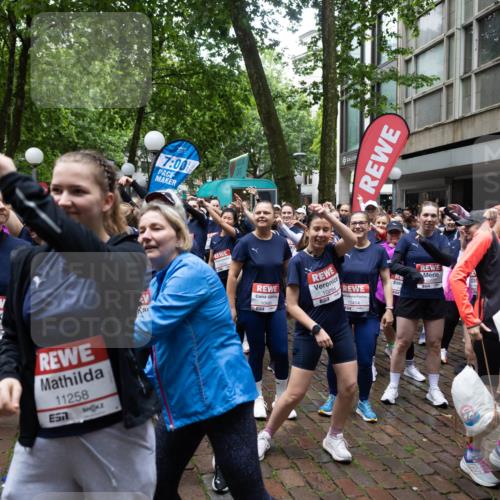 14.06.2026 - REWE Women's Run Michael Strokosch http://msf.ph/oto/9781552 14.06.2026 08:39:25 Laufen 11332, 11258, 651, 7, 00, 10685, 10894, 657, 10414, 10602 meine-sportfotos.de