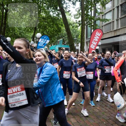 14.06.2026 - REWE Women's Run Michael Strokosch http://msf.ph/oto/9781554 14.06.2026 08:39:25 Laufen 11332, 7, 11258, 517, 110, 7, 00, 10894, 657, 10414, 577 meine-sportfotos.de