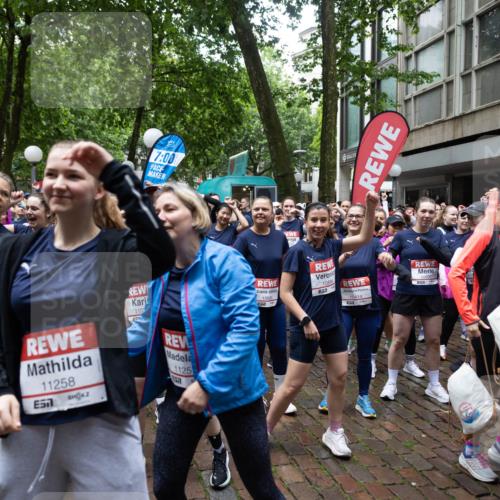 14.06.2026 - REWE Women's Run Michael Strokosch http://msf.ph/oto/9781558 14.06.2026 08:39:25 Laufen 7, 00, 1332, 11258, 110, 1125, 10685, 1089, 657, 10414, 57, 100 meine-sportfotos.de
