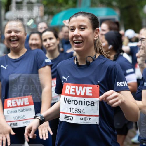 14.06.2026 - REWE Women's Run Michael Strokosch http://msf.ph/oto/9781674 14.06.2026 08:39:54 Laufen 10685, 10894, 57 meine-sportfotos.de