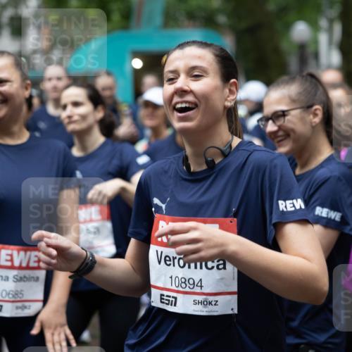 14.06.2026 - REWE Women's Run Michael Strokosch http://msf.ph/oto/9781679 14.06.2026 08:39:54 Laufen 10685, 10894, 10609, 4 meine-sportfotos.de