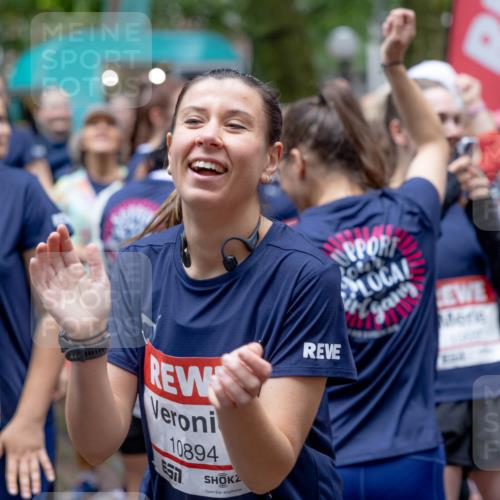 14.06.2026 - REWE Women's Run Michael Strokosch http://msf.ph/oto/9781706 14.06.2026 08:39:57 Laufen 10685, 4351, 10894, 657 meine-sportfotos.de