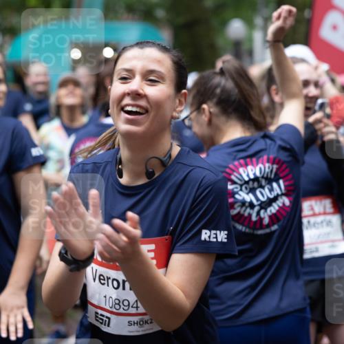 14.06.2026 - REWE Women's Run Michael Strokosch http://msf.ph/oto/9781708 14.06.2026 08:39:57 Laufen 10685, 1511, 10894, 657, 2 meine-sportfotos.de