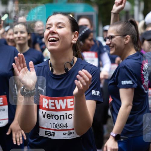 14.06.2026 - REWE Women's Run Michael Strokosch http://msf.ph/oto/9781723 14.06.2026 08:39:57 Laufen 10685, 10894, 10609, 834 meine-sportfotos.de
