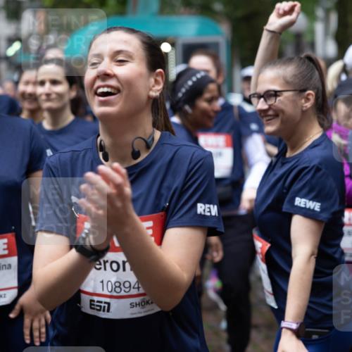 14.06.2026 - REWE Women's Run Michael Strokosch http://msf.ph/oto/9781728 14.06.2026 08:39:58 Laufen 10685, 10894, 7, 10602 meine-sportfotos.de
