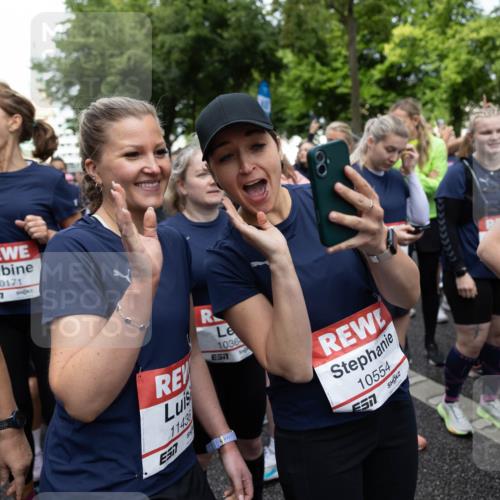 14.06.2026 - REWE Women's Run Michael Strokosch http://msf.ph/oto/9781805 14.06.2026 08:50:57 Laufen 1013, 10171, 7, 11436, 1036, 7, 10554 meine-sportfotos.de