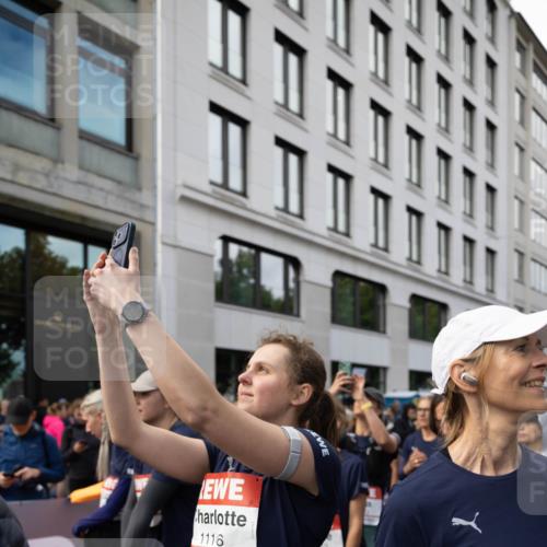 14.06.2026 - REWE Women's Run Michael Strokosch http://msf.ph/oto/9781830 14.06.2026 08:52:00 Laufen 3, 1116, 17, 2, 7, 10604 meine-sportfotos.de