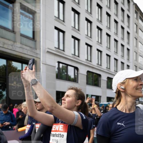 14.06.2026 - REWE Women's Run Michael Strokosch http://msf.ph/oto/9781835 14.06.2026 08:52:00 Laufen 3, 1116, 2, 10604 meine-sportfotos.de