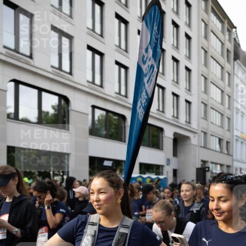 14.06.2026 - REWE Women's Run Michael Strokosch http://msf.ph/oto/9781908 14.06.2026 08:52:28 Laufen 17, 11501, 11502 meine-sportfotos.de