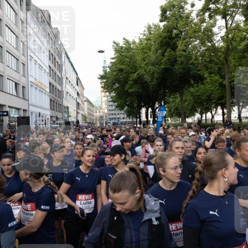 14.06.2026 - REWE Women's Run Michael Strokosch http://msf.ph/oto/9781975 14.06.2026 08:53:02 Laufen 6, 00, 1245, 11013, 11436, 0478, 651, 10517 meine-sportfotos.de