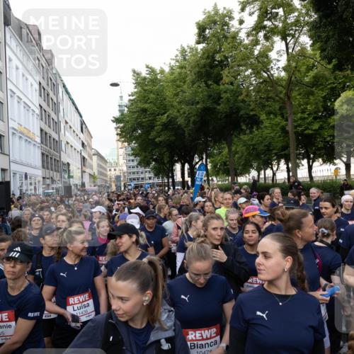 14.06.2026 - REWE Women's Run Michael Strokosch http://msf.ph/oto/9781983 14.06.2026 08:53:04 Laufen 1245, 11436, 10479 meine-sportfotos.de
