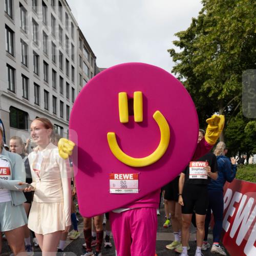 14.06.2026 - REWE Women's Run Michael Strokosch http://msf.ph/oto/9782034 14.06.2026 08:55:35 Laufen 385, 11471, 7 meine-sportfotos.de